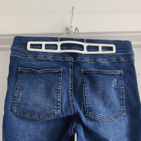 SPANX Distressed Skinny Ankle Jeans Medium Wash Size Large - Picture 7 of 12